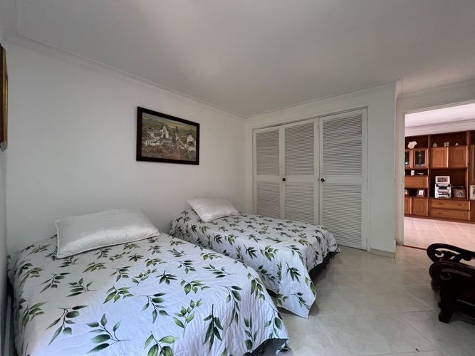 Apartamento de 3 alcobas en venta en El Poblado, Medellín, 197 m² · foto 11 de 17