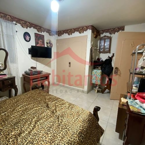 Casa de 10 alcobas en venta en Simon Bolivar, Medellín, 226 m² · foto 10 de 24
