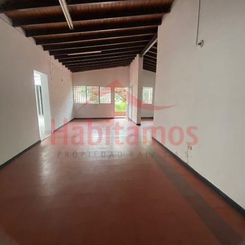 Casa de 10 alcobas en venta en Simon Bolivar, Medellín, 226 m² · foto 16 de 24