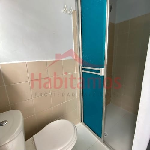 Casa de 10 alcobas en venta en Simon Bolivar, Medellín, 226 m² · foto 21 de 24