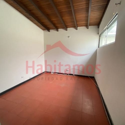 Casa de 10 alcobas en venta en Simon Bolivar, Medellín, 226 m² · foto 24 de 24