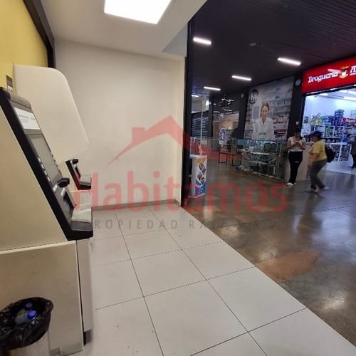 Local en venta en Los Colores, Medellín, 16 m² · foto 2 de 9