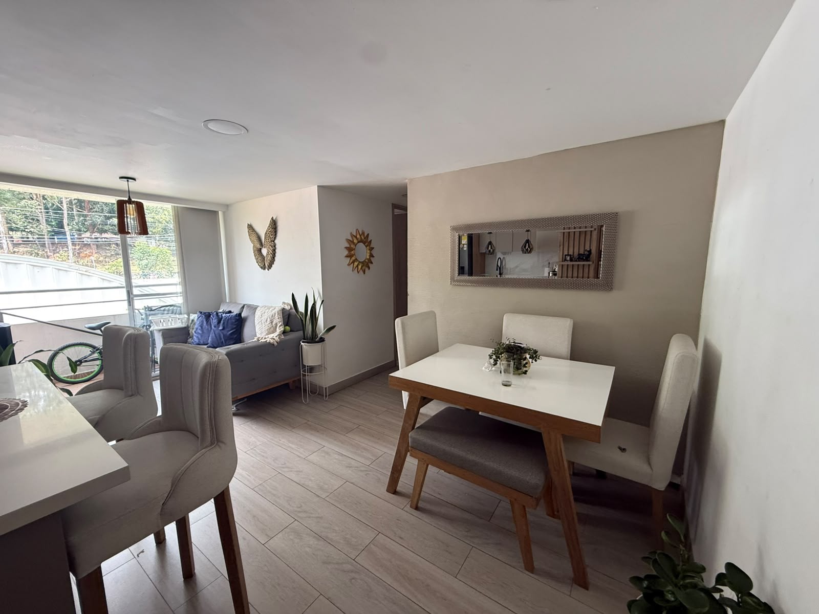 Apartamento en venta en La Candelaria, Medellín · foto 2 de 8