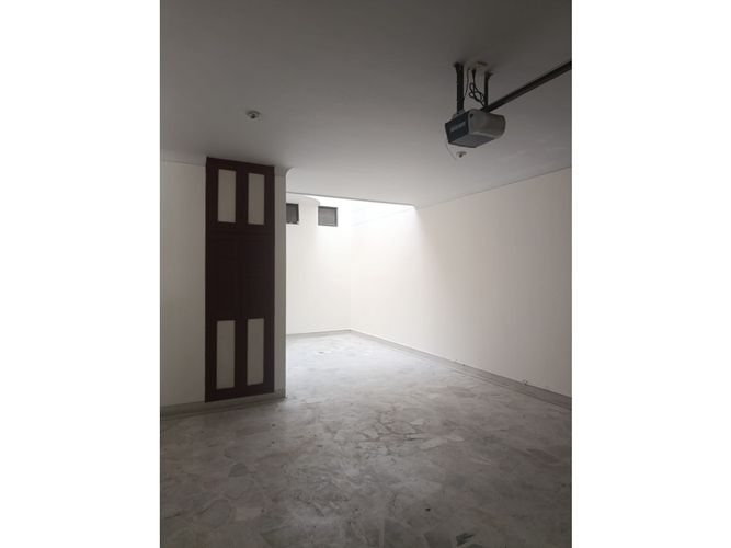Casa de 4 alcobas en venta en El Ingenio, Cali, 300 m² · foto 6 de 20
