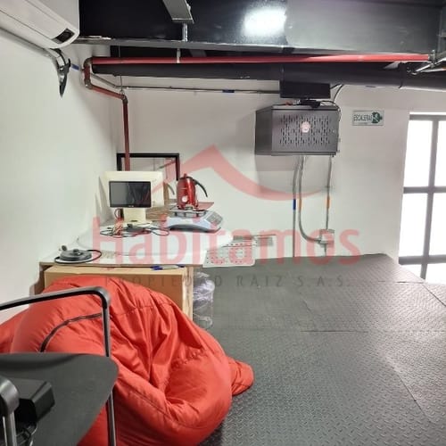 Local en venta en Los Colores, Medellín, 29 m² · foto 12 de 15