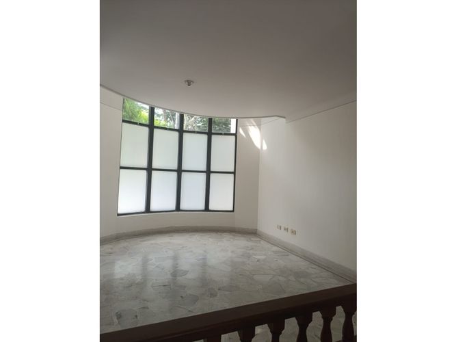 Casa de 4 alcobas en venta en El Ingenio, Cali, 300 m² · foto 10 de 20