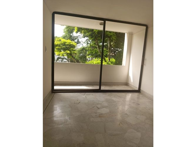 Casa de 4 alcobas en venta en El Ingenio, Cali, 300 m² · foto 14 de 20
