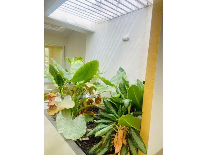 Casa de 3 alcobas en venta en El Castillo, Jamundí, 170 m² · foto 5 de 10