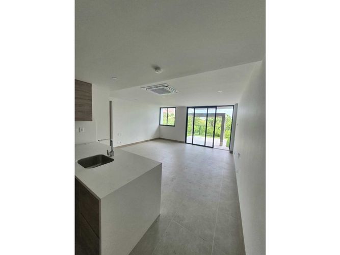 Apartamento de 2 alcobas en venta en Serena Del Mar, Cartagena, 149 m² · foto 5 de 12
