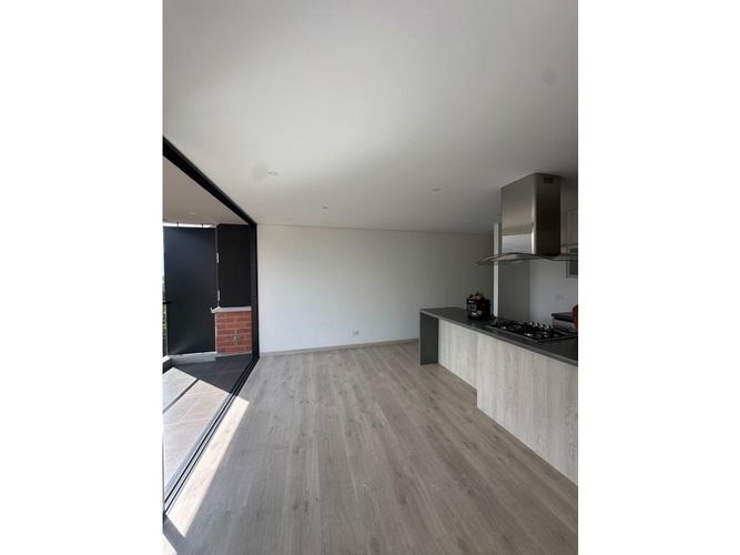Apartamento de 2 alcobas en venta en Vía Las Palmas, Medellín, 92 m² · foto 3 de 19