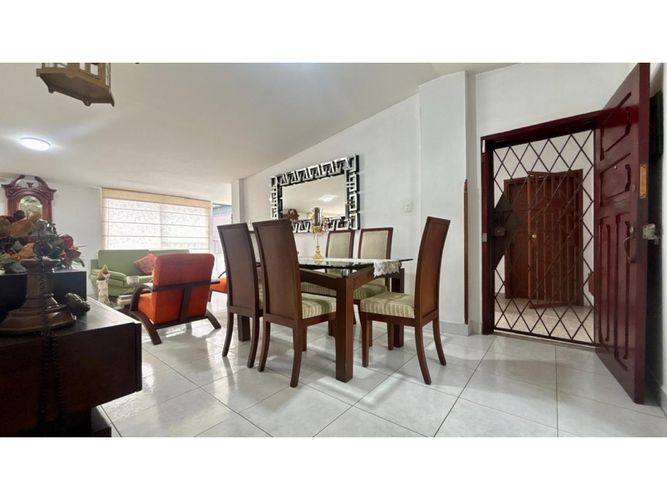 Apartamento de 3 alcobas en venta en Sotomayor, Bucaramanga, 130 m² · foto 2 de 21