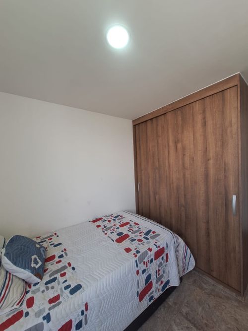 Apartamento de 2 alcobas en venta en Arroyohondo, Yumbo, 51 m² · foto 8 de 17