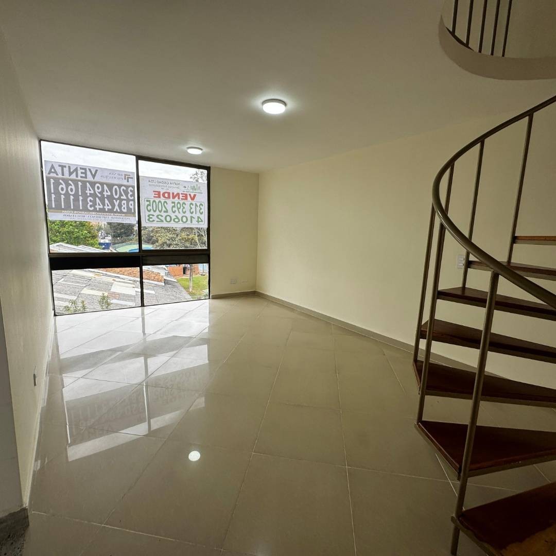 Apartamento en venta en Santa Maria Del Lago, Bogotá · foto 4 de 24