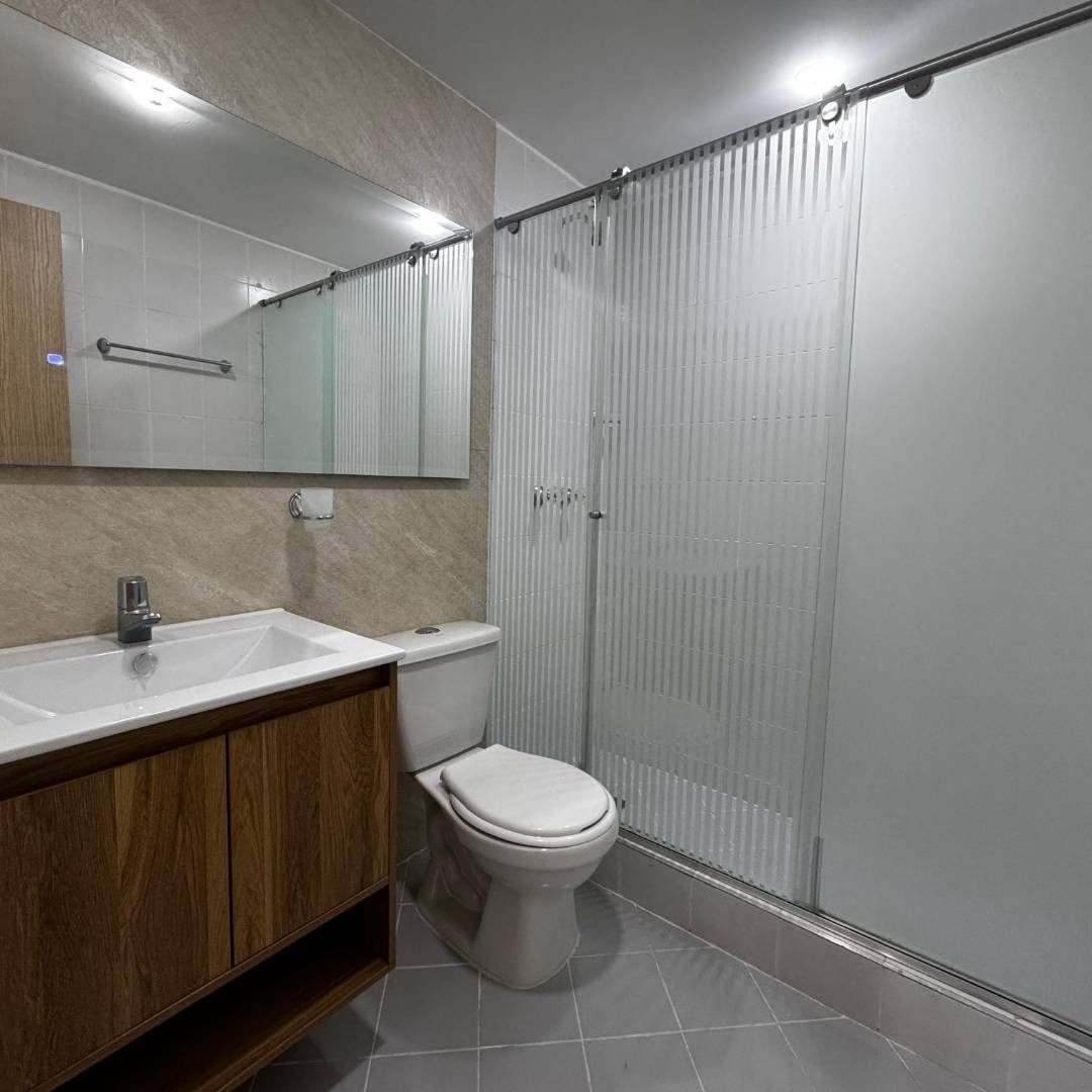 Apartamento en venta en Santa Maria Del Lago, Bogotá · foto 13 de 24