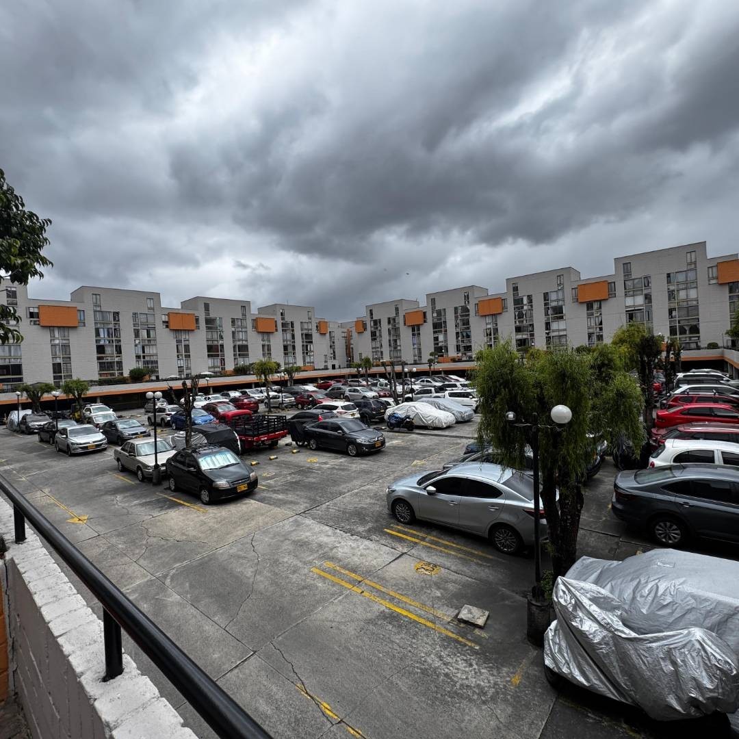 Apartamento en venta en Santa Maria Del Lago, Bogotá · foto 18 de 24