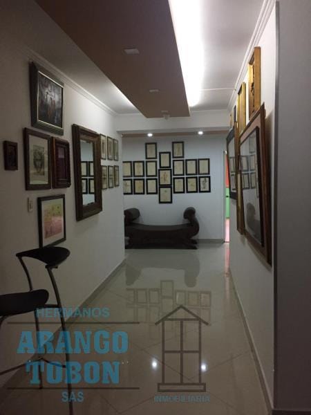 Apartamento de 3 alcobas en venta en Santa Maria De Los Angeles, Medellín, 310 m² · foto 9 de 17