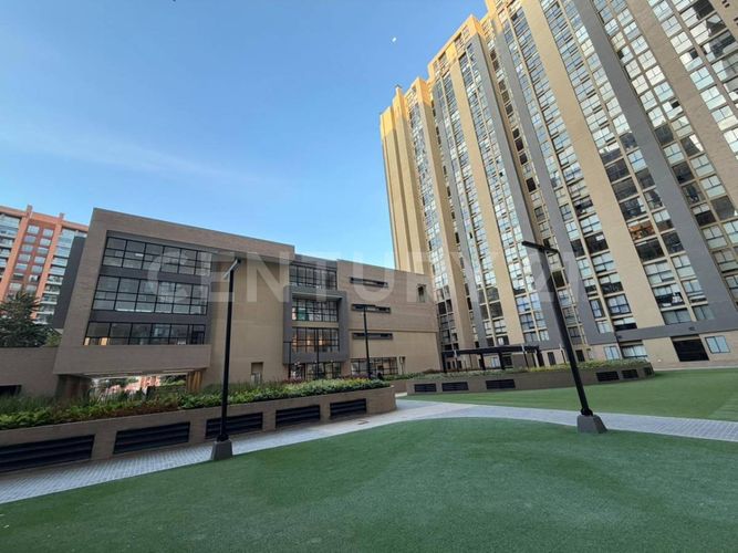 Apartaestudio en venta en Colina Campestre, Bogotá, 38 m² · foto 10 de 12