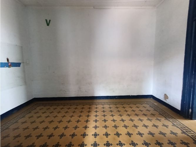Casa de 5 alcobas en venta en Robledo, Medellín, 372 m² · foto 9 de 24