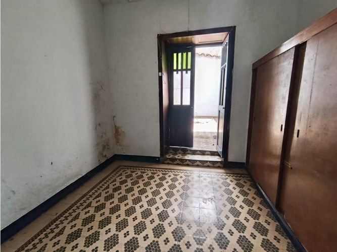 Casa de 5 alcobas en venta en Robledo, Medellín, 372 m² · foto 11 de 24