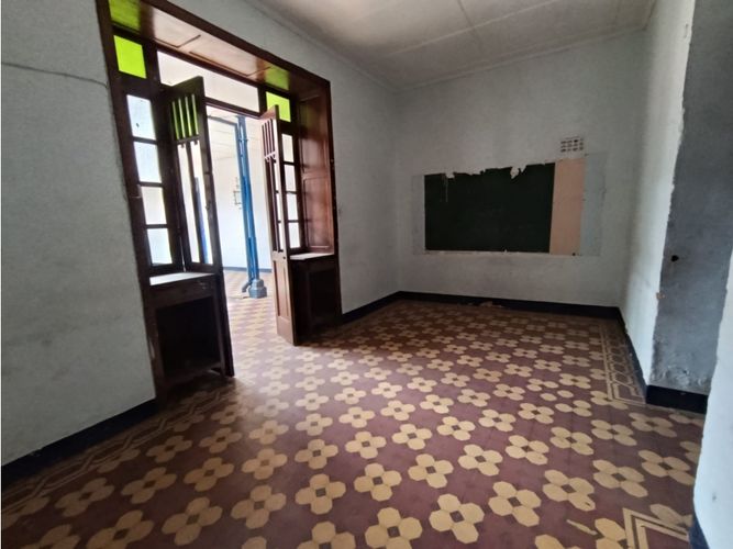 Casa de 5 alcobas en venta en Robledo, Medellín, 372 m² · foto 12 de 24
