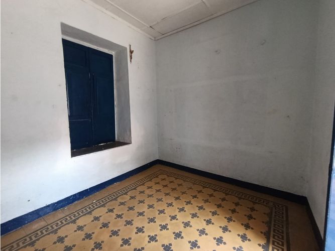 Casa de 5 alcobas en venta en Robledo, Medellín, 372 m² · foto 13 de 24