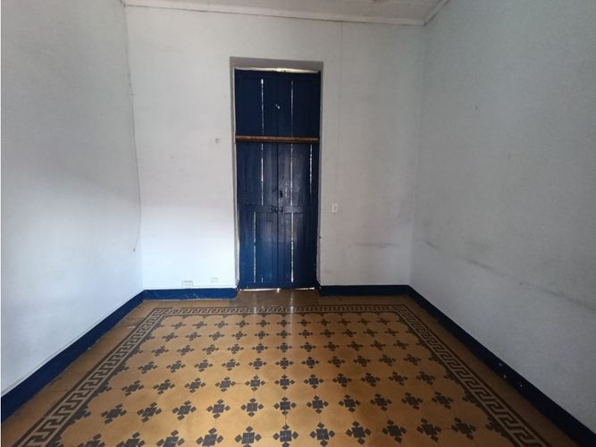 Casa de 5 alcobas en venta en Robledo, Medellín, 372 m² · foto 14 de 24
