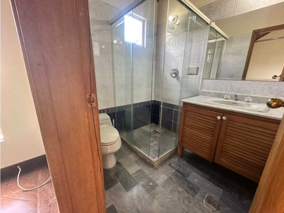 Casa en arriendo en El Poblado, Medellín · foto 11 de 24