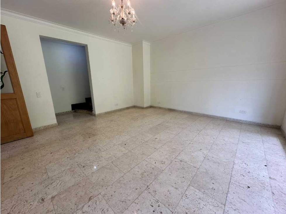 Casa en arriendo en El Poblado, Medellín · foto 13 de 24