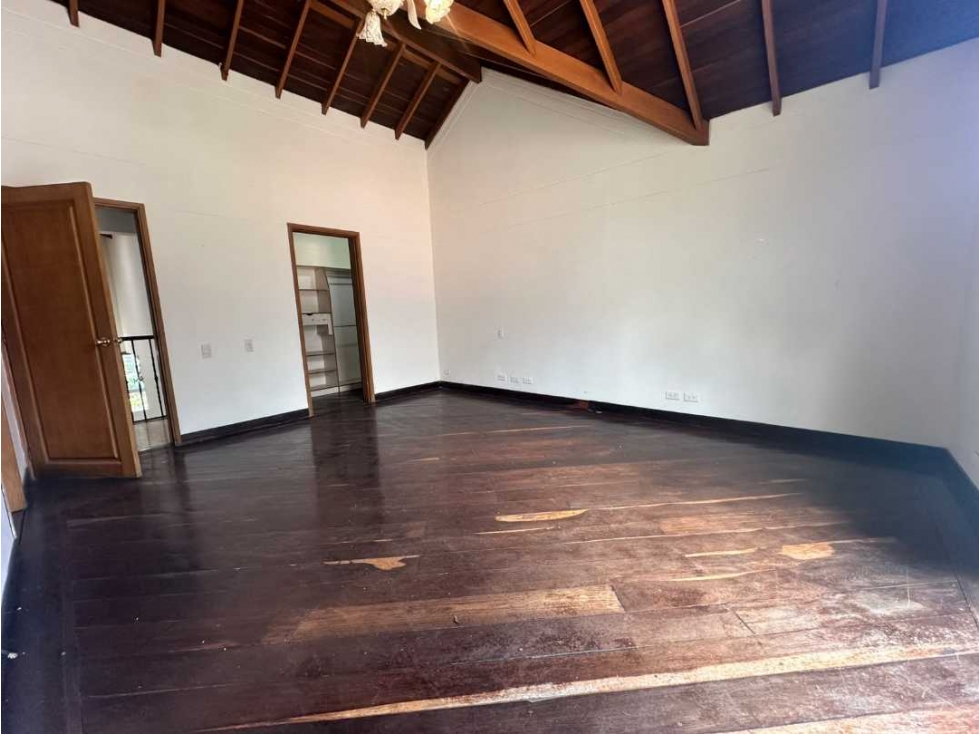 Casa en arriendo en El Poblado, Medellín · foto 23 de 24