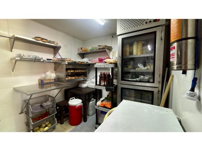 Edificio en venta en Baviera, Floridablanca, 120 m² · foto 12 de 24
