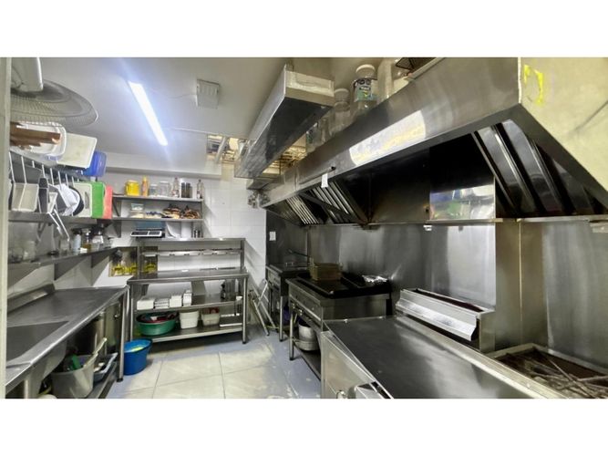 Edificio en venta en Baviera, Floridablanca, 120 m² · foto 14 de 24