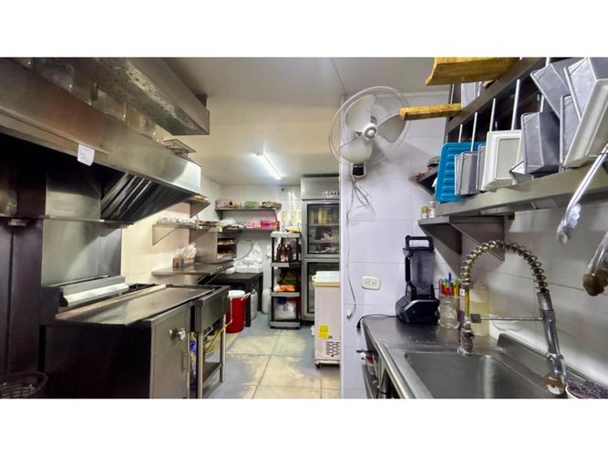 Edificio en venta en Baviera, Floridablanca, 120 m² · foto 15 de 24