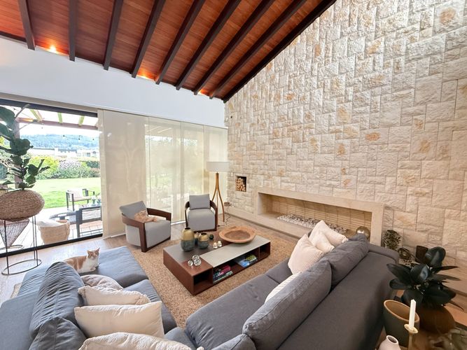 Casa de 3 alcobas en venta en Hatogrande, Sopó, 263 m² · foto 8 de 19