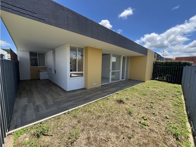 Casa de 3 alcobas en venta en El Castillo, Jamundí, 150 m² · foto 4 de 20