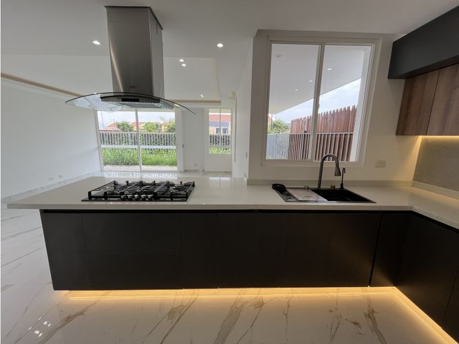 Casa de 3 alcobas en venta en El Castillo, Jamundí, 150 m² · foto 9 de 20