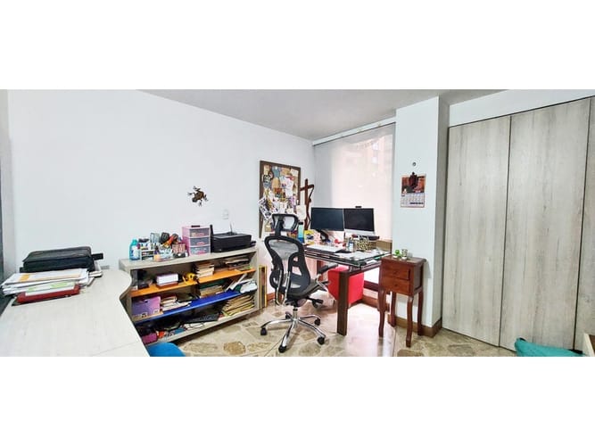 Apartamento de 3 alcobas en venta en La Tomatera, Medellín, 340 m² · foto 12 de 18