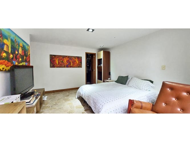 Apartamento de 3 alcobas en venta en La Tomatera, Medellín, 340 m² · foto 14 de 18