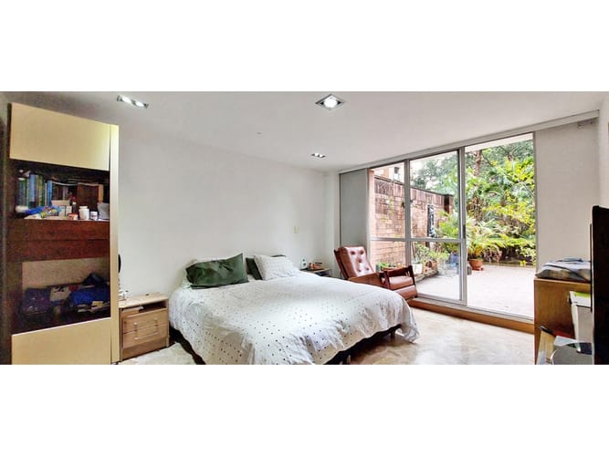Apartamento de 3 alcobas en venta en La Tomatera, Medellín, 340 m² · foto 17 de 18