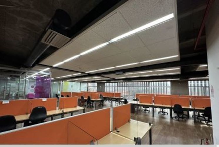Oficina en arriendo en Zona Industrial No. 1, Itagüí, 1000 m² · foto 2 de 6
