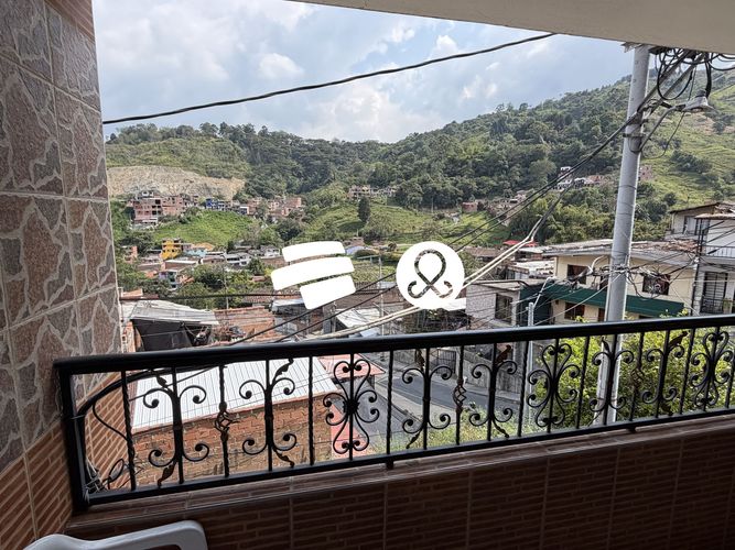 Casa de 4 alcobas en venta en Belén, Medellín, 160 m² · foto 22 de 24