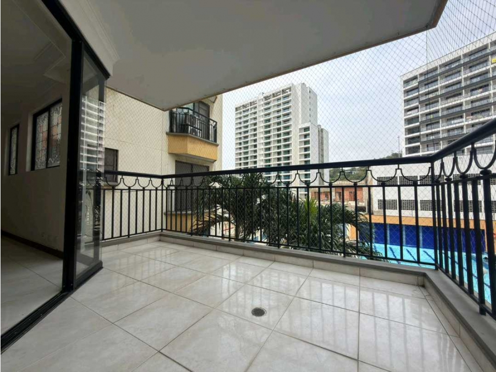 Apartamento de 3 habitaciones en arriendo en Chipichape, Cali — imagen 1 de 12