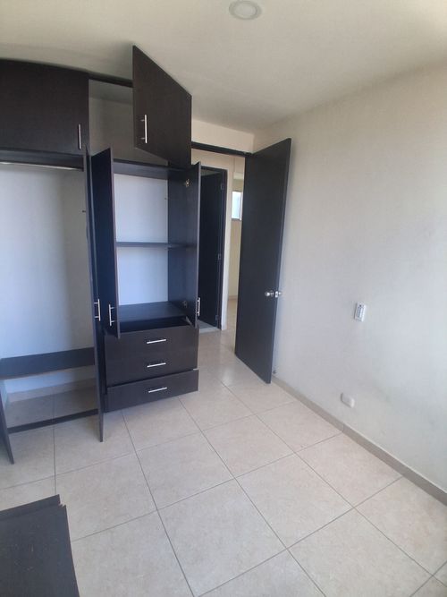 Apartamento de 3 alcobas en venta en Picaleña Y Mirolindo, Ibagué, 75 m² · foto 11 de 20