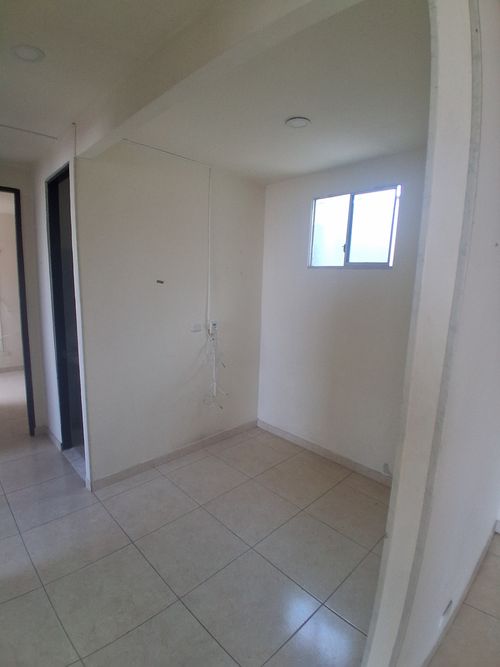Apartamento de 3 alcobas en venta en Picaleña Y Mirolindo, Ibagué, 75 m² · foto 8 de 20
