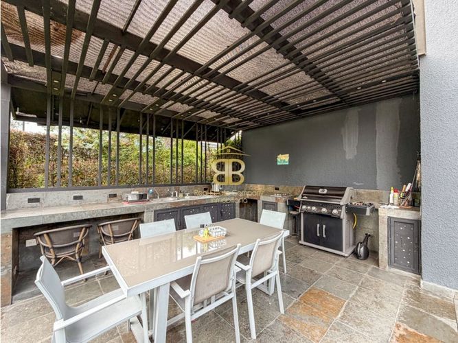 Casa de 4 alcobas en venta en Meusa, Sopó, 260 m² · foto 9 de 24