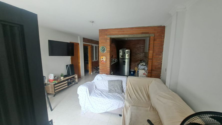 Casa de 4 alcobas en venta en La Legua, Cali, 140 m² · foto 10 de 24