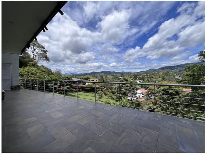 Casa de 3 alcobas en venta en El Porvenir, Rionegro, 450 m² · foto 5 de 21