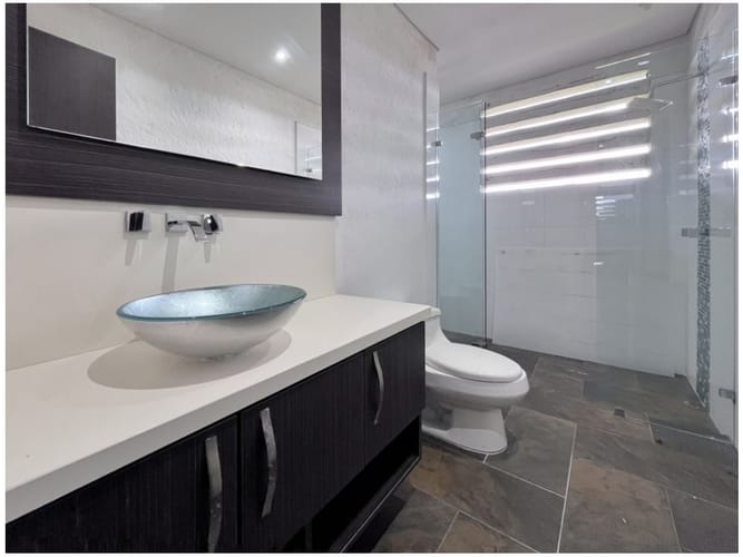 Casa de 3 alcobas en venta en El Porvenir, Rionegro, 450 m² · foto 11 de 21