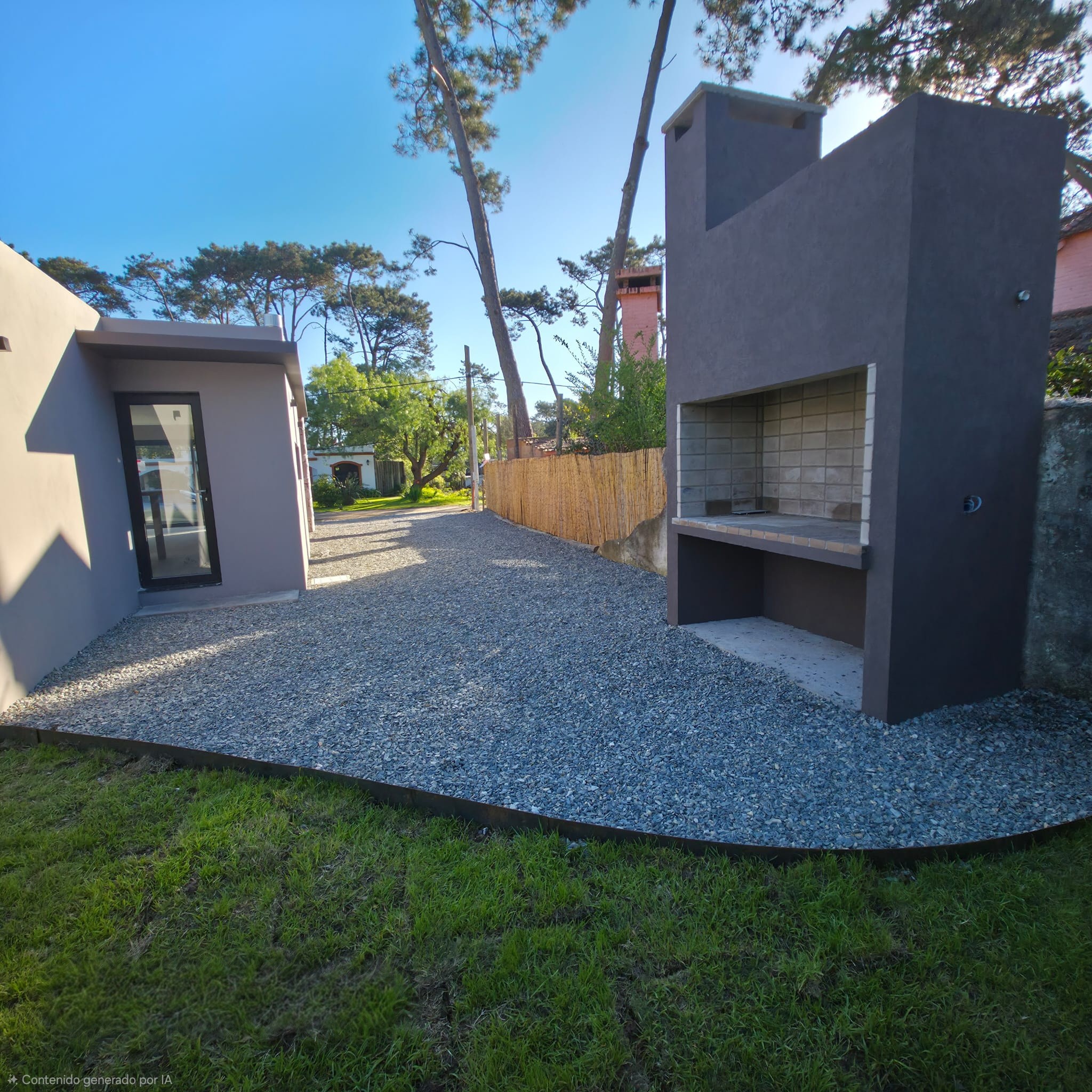 VENTA CASA EN PUNTA DEL ESTE / CON FINANCIACIÓN ÚNICA – ENTREGA USD 240.000 Y 24 CUOTAS DE USD 2.400 - foto 5
