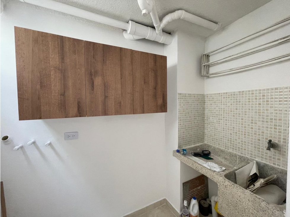 Apartamento en venta en Urbanizacion Arizona, Cali · foto 6 de 20