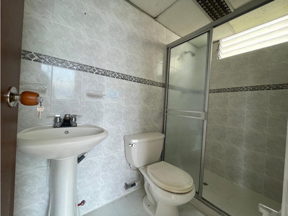 Apartamento en venta en Urbanizacion Arizona, Cali · foto 11 de 20